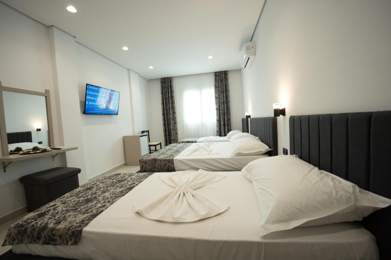 Hotel Kapri Golem  Kültér fotó